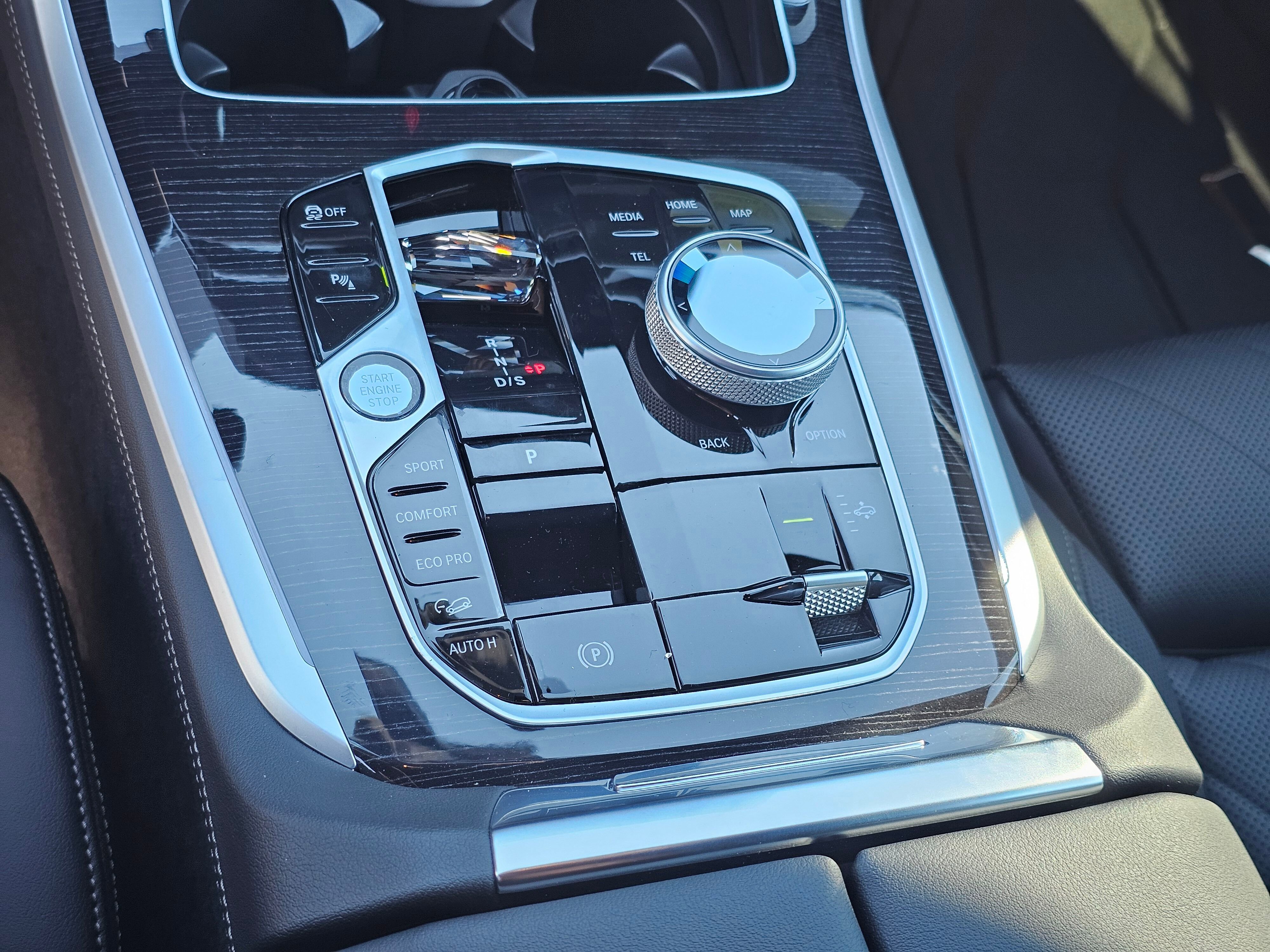 New 2026 BMW X5 xDrive40i w/ Executive Package image 55