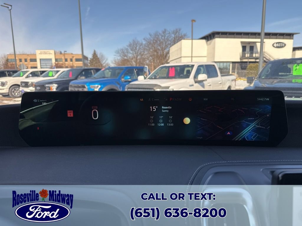 Used 2025 Ford Expedition Platinum image 22