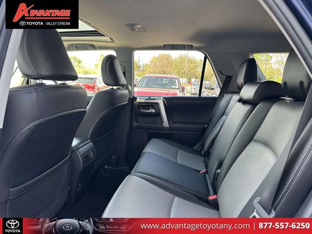 Used 2017 Toyota 4Runner SR5 Premium AWD/4WD image 14