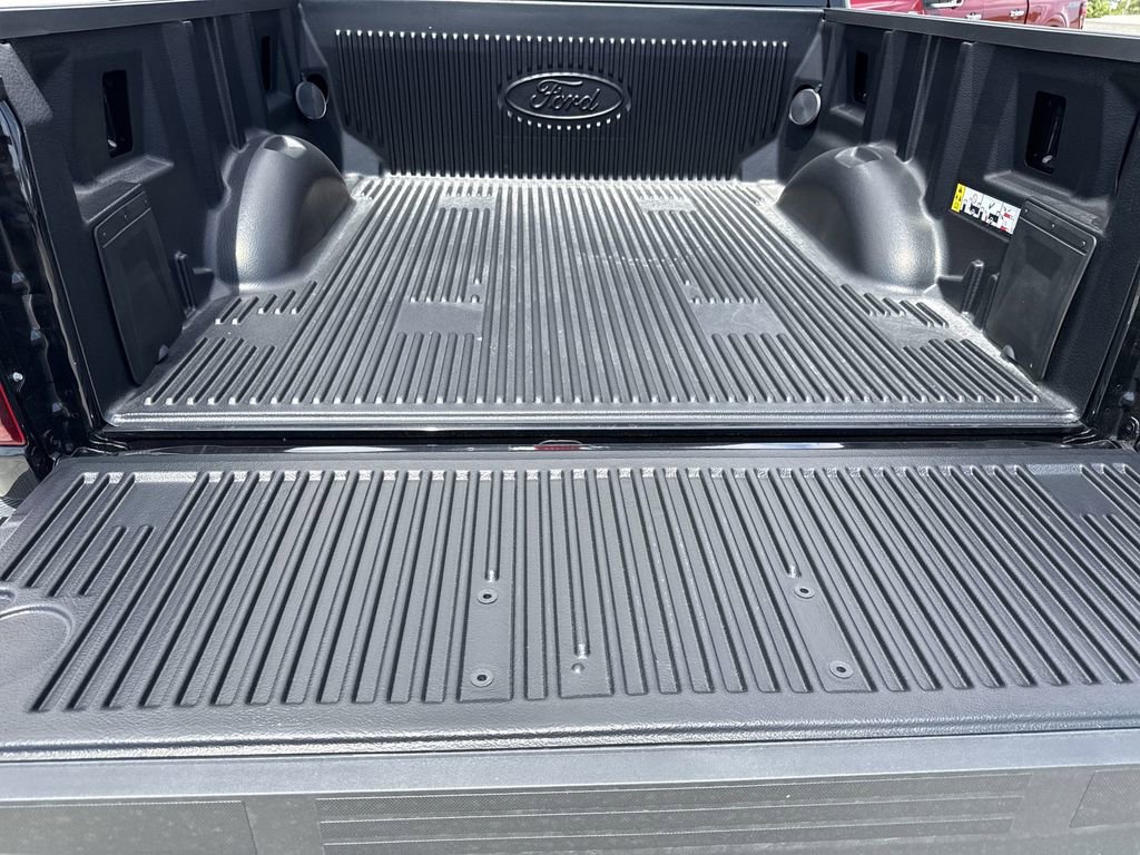New 2025 Ford F150 Lariat w/ Equipment Group 501A Mid image 28