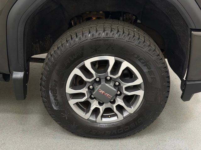 Used 2023 GMC Sierra 2500 AT4 w/ AT4 Preferred Package AWD/4WD image 37