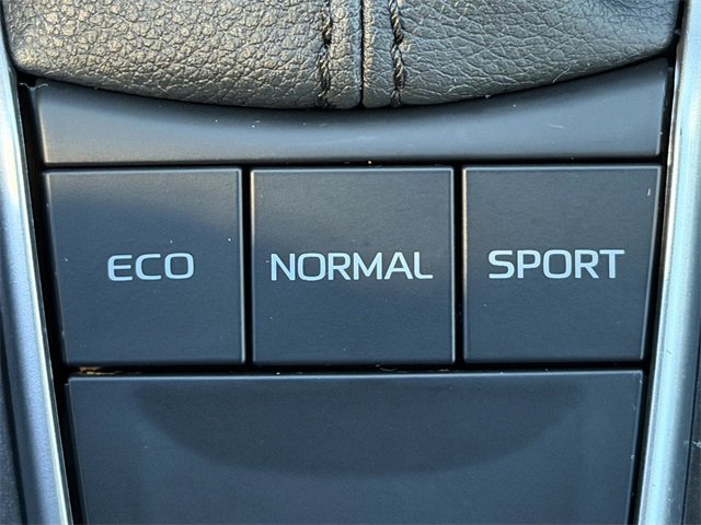 Used 2023 Toyota Camry LE image 37