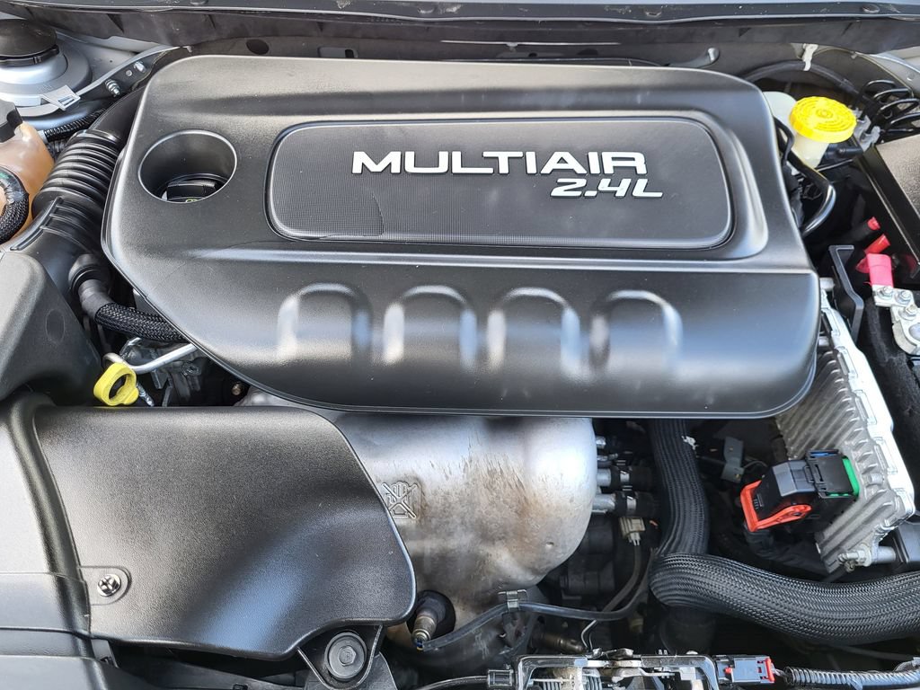 Used 2016 Jeep Cherokee Limited AWD/4WD image 20