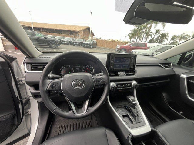 Used 2022 Toyota RAV4 XLE Premium FWD image 11