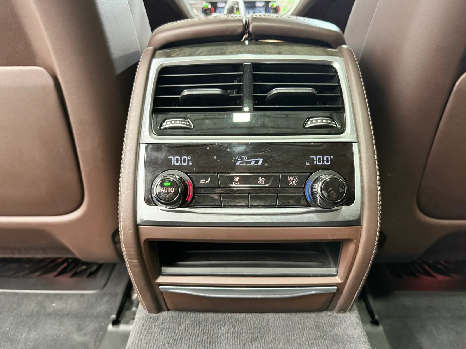 Used 2017 BMW 740i xDrive AWD/4WD image 43