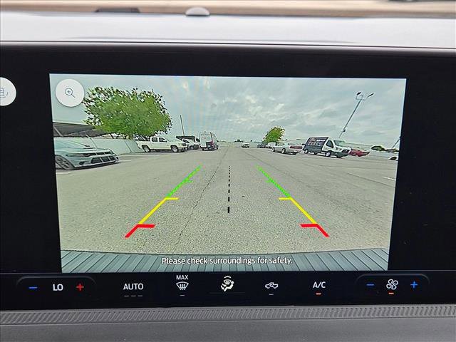 Used 2025 Ford Maverick XL image 14