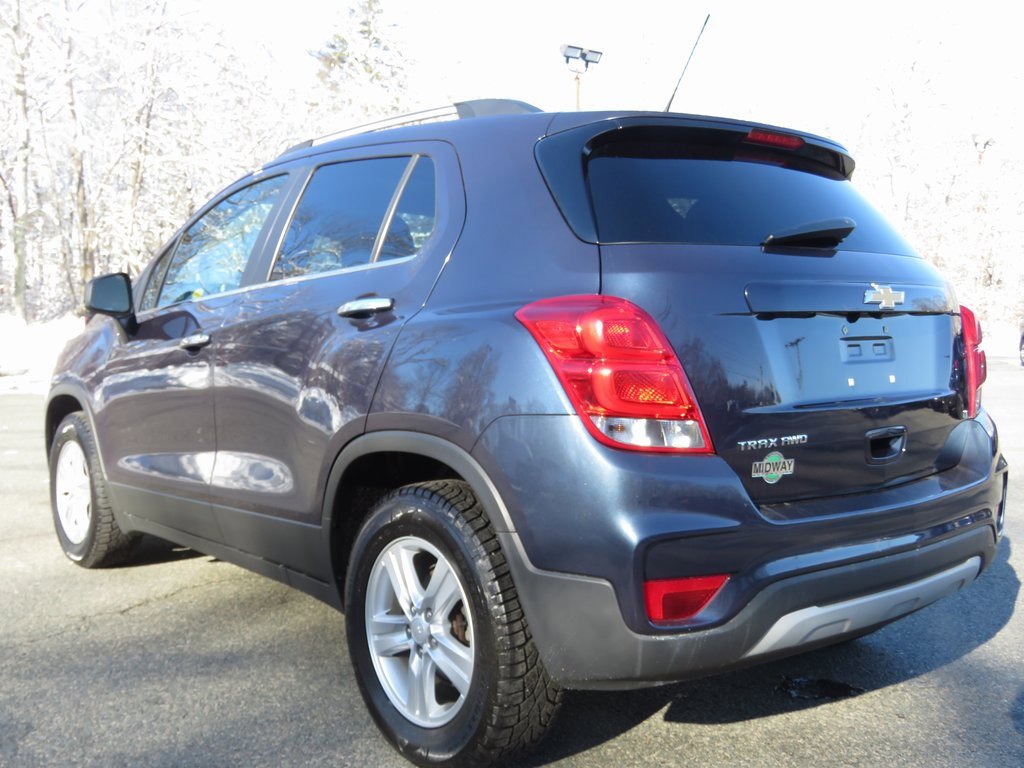 Used 2018 Chevrolet Trax LT w/ Sun & Sound Package image 7