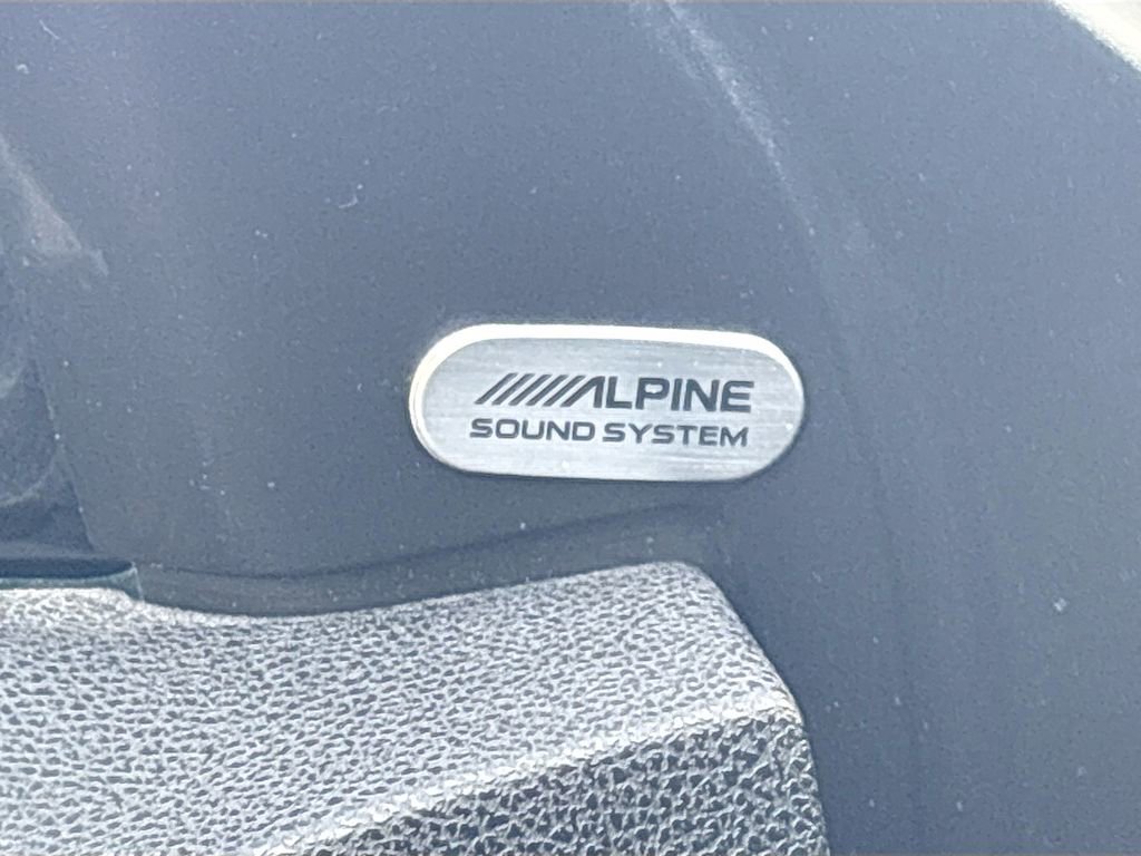 Used 2023 Chrysler 300 Touring L w/ Popular Equipment Group AWD/4WD image 19