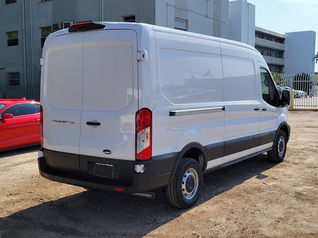 New 2026 Ford Transit 250 148 Medium Roof w/ Load Area Protection Package image 4