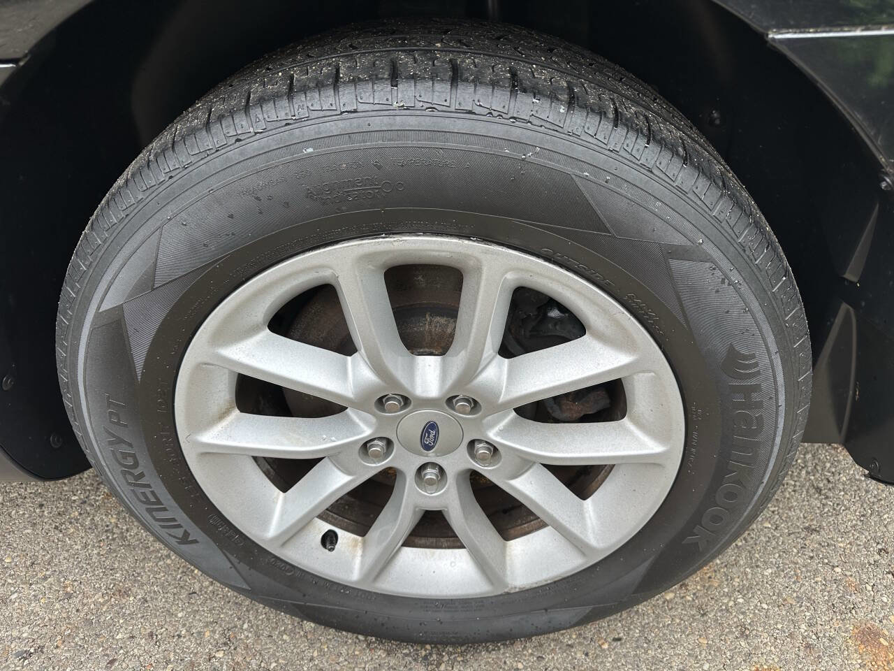 Used 2013 Ford Taurus SE image 28