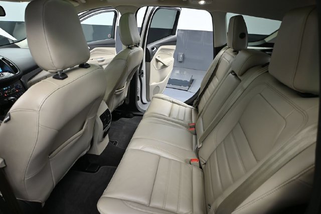 Used 2018 Ford Escape Titanium AWD/4WD image 30