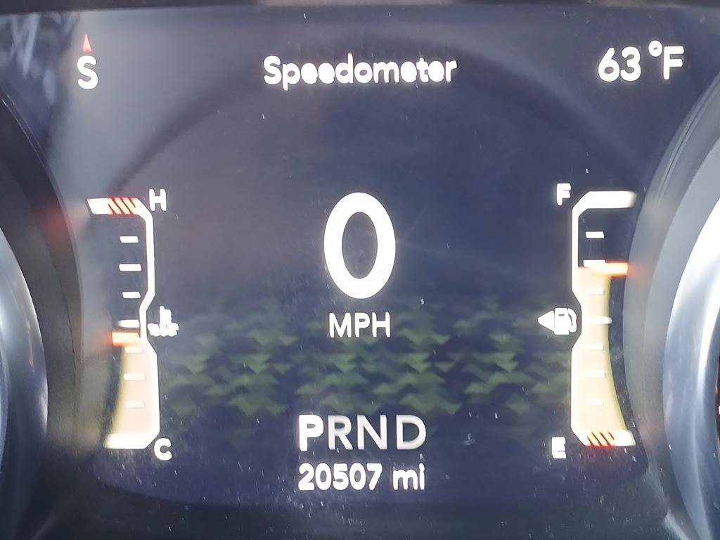 Used 2022 Jeep Wrangler Unlimited Sahara w/ LED Lighting Group AWD/4WD image 14