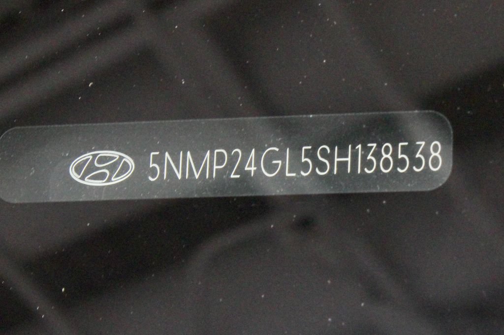 Used 2025 Hyundai Santa Fe SEL FWD image 32