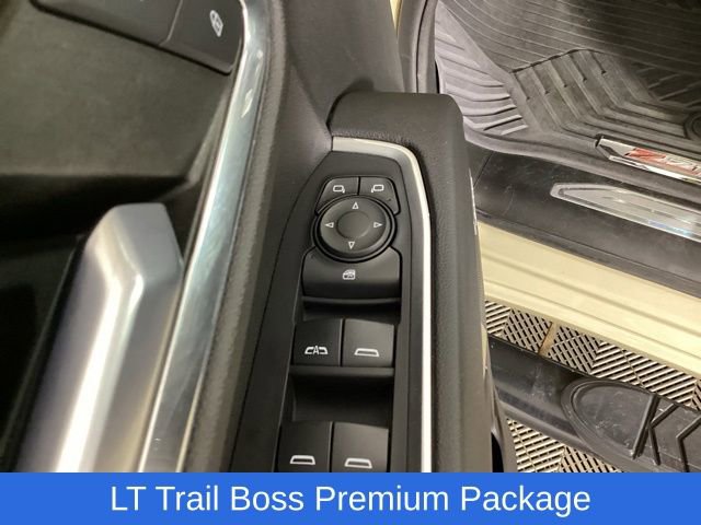 Used 2022 Chevrolet Silverado 1500 LT Trail Boss w/ LT Trail Boss Premium Package image 12