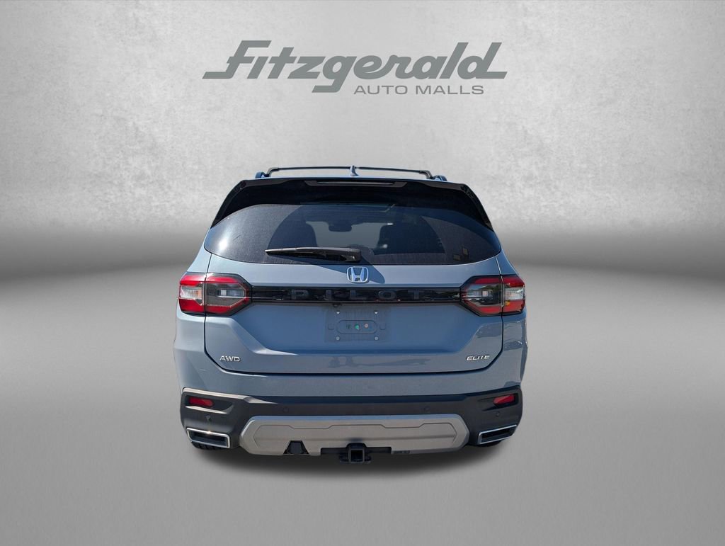 Used 2023 Honda Pilot Elite image 6