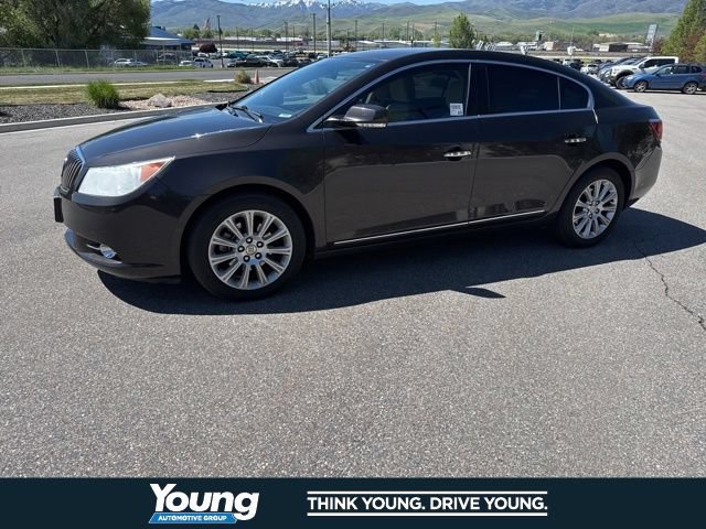 Used 2013 Buick LaCrosse Premium FWD image 2