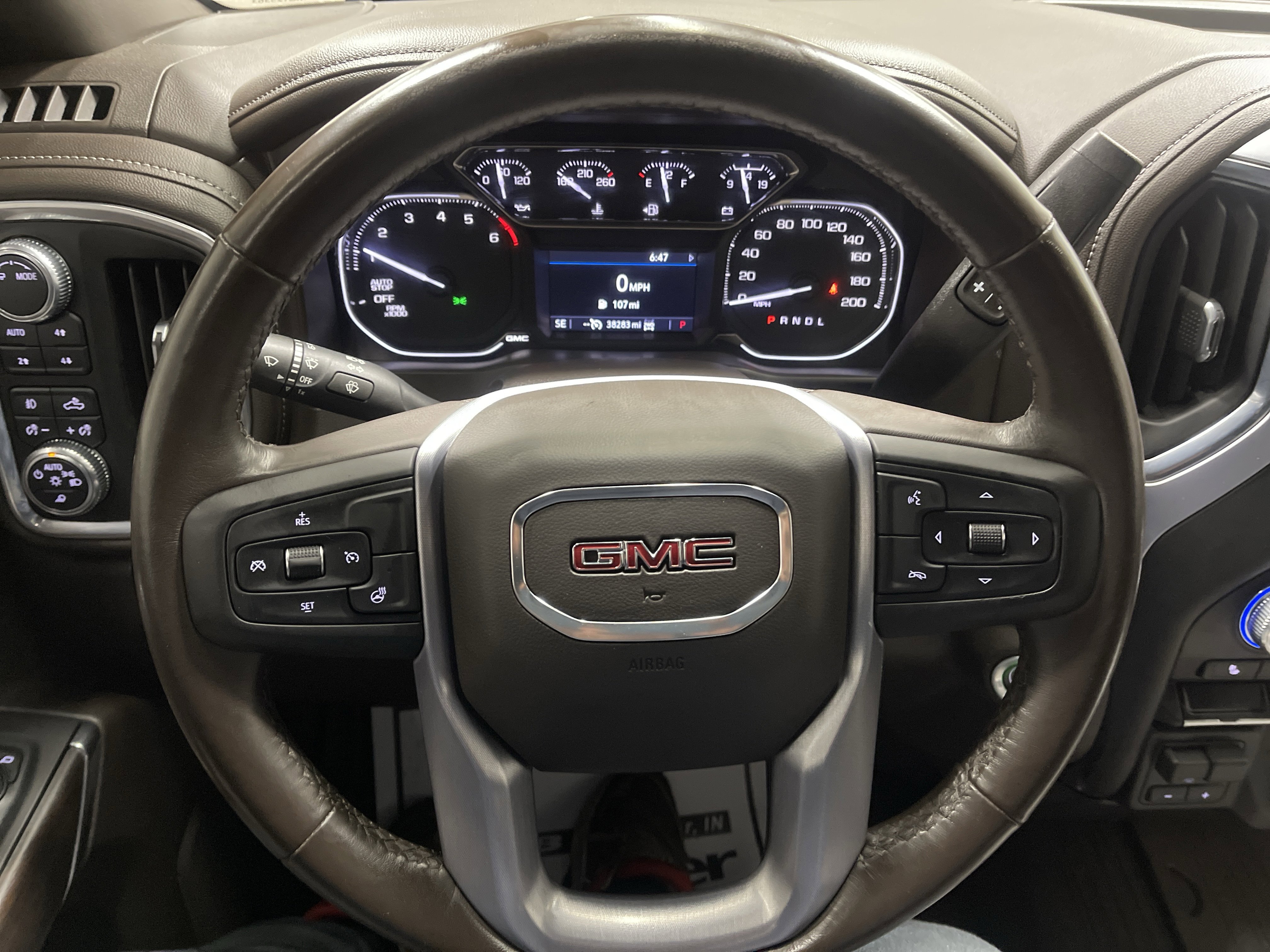 Used 2021 GMC Sierra 1500 SLT image 28