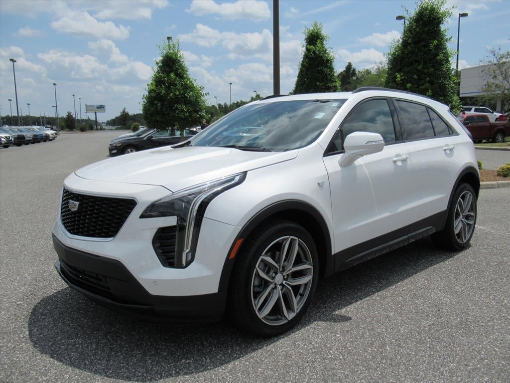 Used 2023 Cadillac XT4 Sport FWD image 3