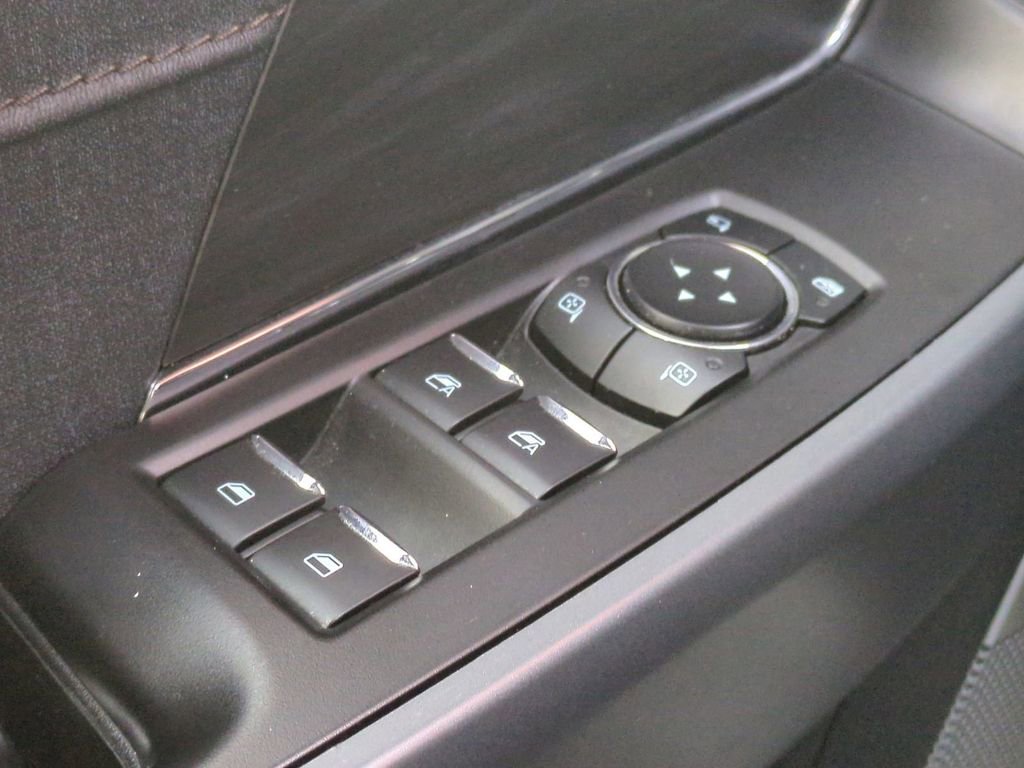 Used 2024 Ford F150 Lightning Lariat image 31