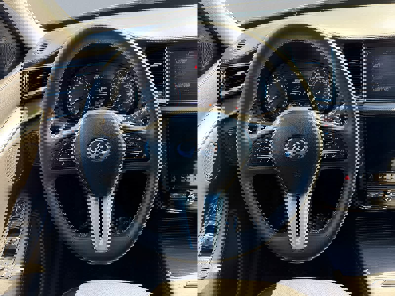 Used 2022 INFINITI QX50 Luxe image 36