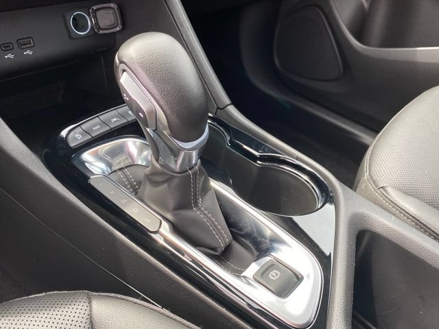 Certified 2024 Buick Encore GX Sport Touring w/ Comfort Package AWD/4WD image 13