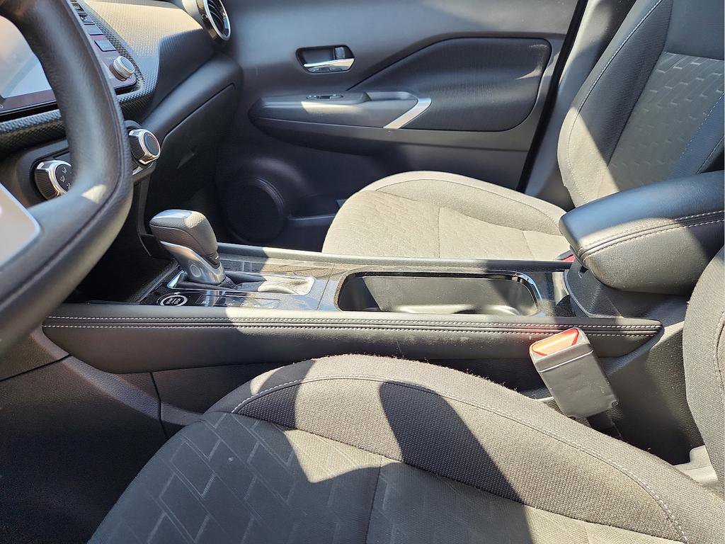 Used 2023 Nissan Kicks SV image 25