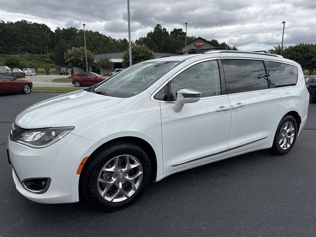 Used 2019 Chrysler Pacifica Limited