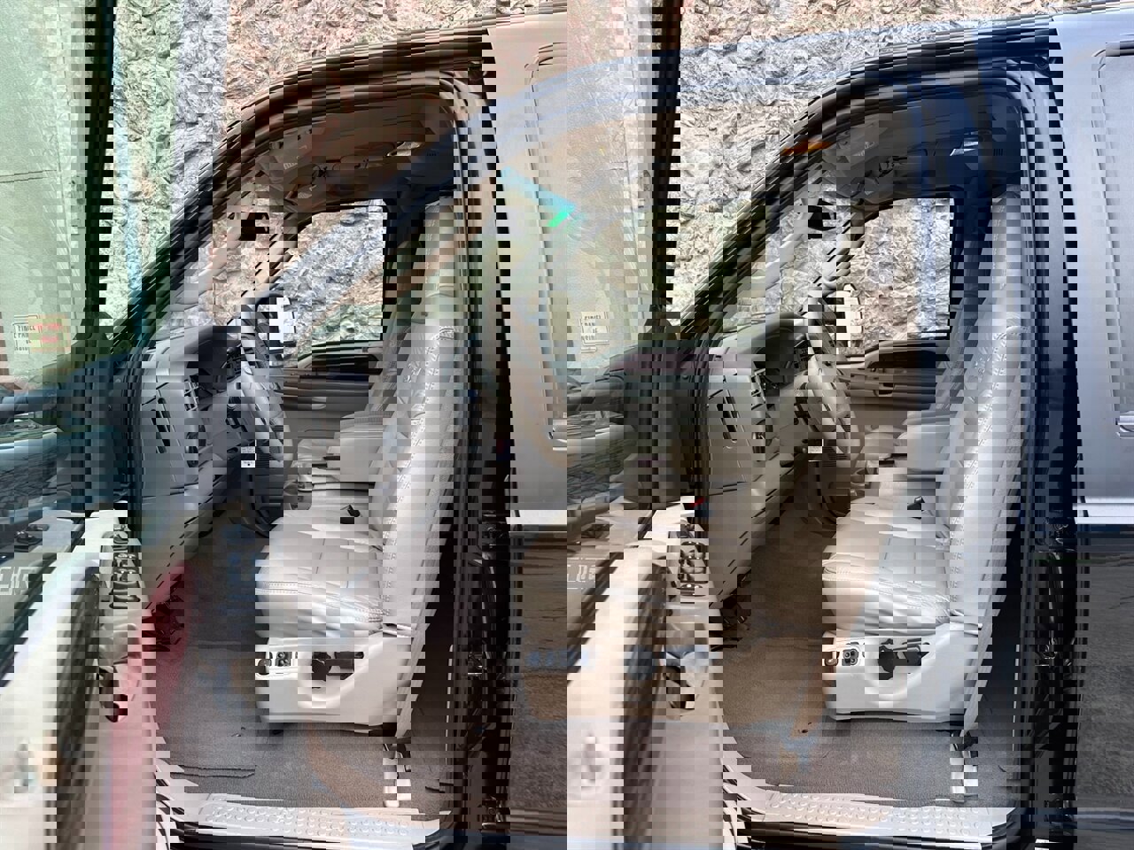 Used 2003 Ford Excursion Limited image 10