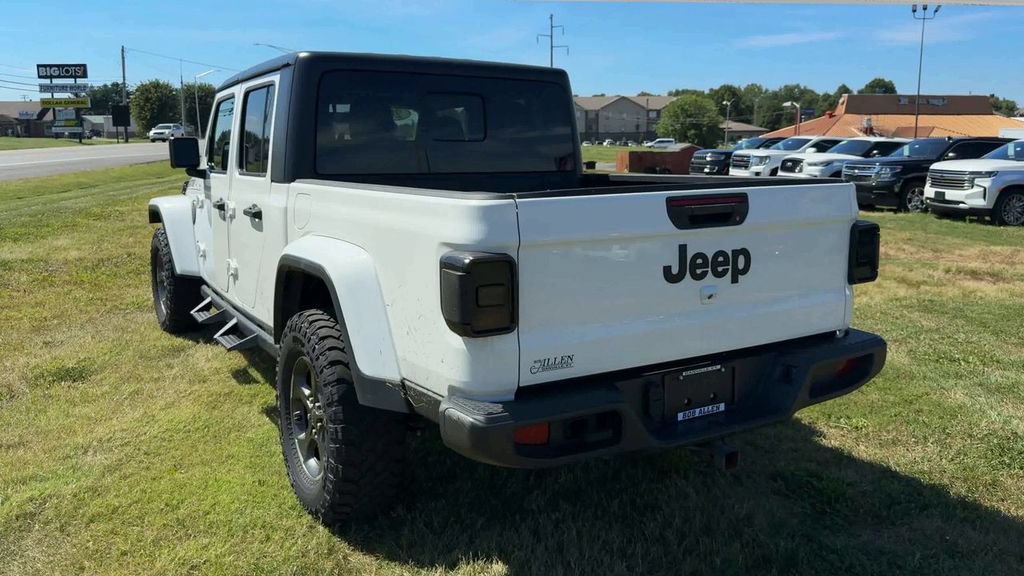 Used 2023 Jeep Gladiator Sport AWD/4WD image 5