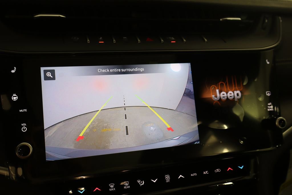 New 2026 Jeep Grand Cherokee Limited image 43