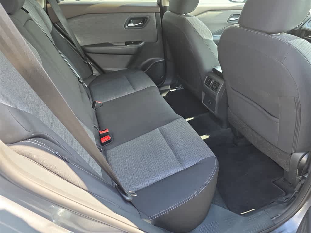 Used 2023 Nissan Rogue SV AWD/4WD image 11