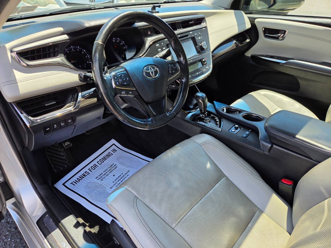 Used 2015 Toyota Avalon Limited FWD image 17