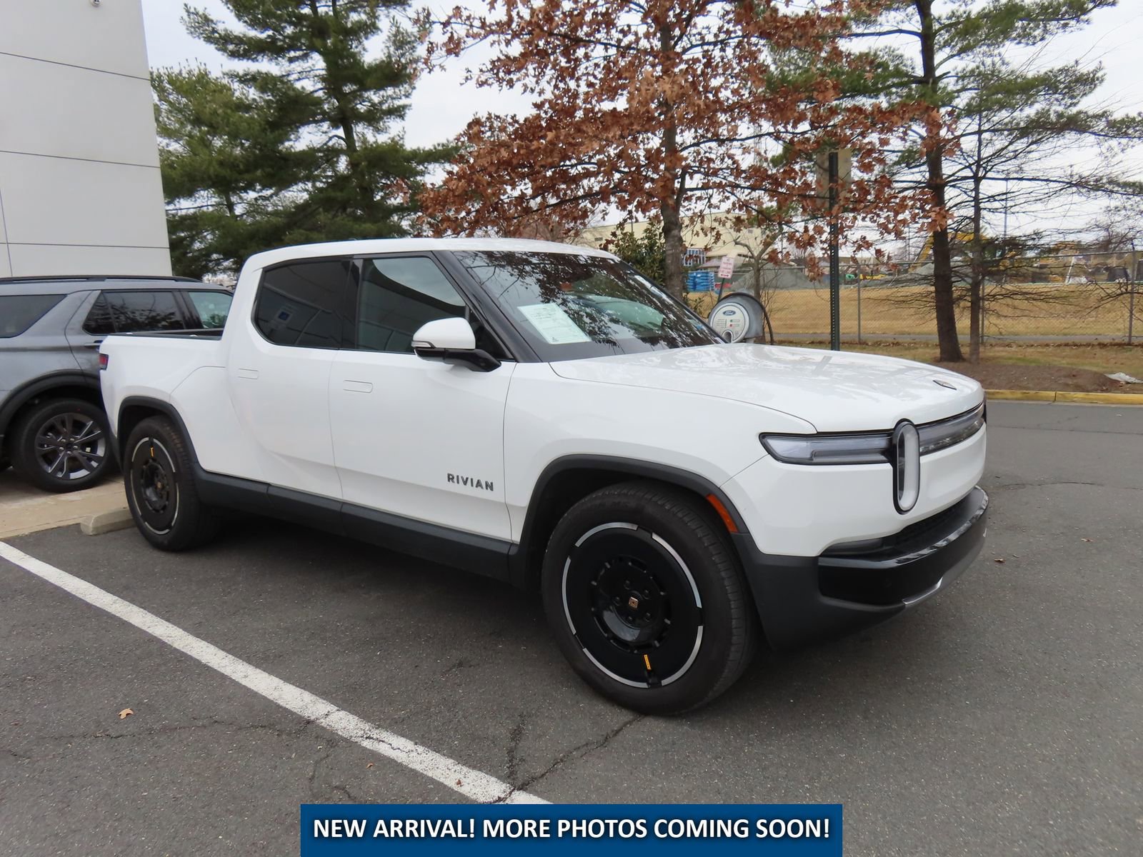 Used 2025 Rivian R1T Adventure