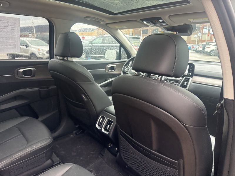 Used 2023 Kia Sorento X-Line EX image 9