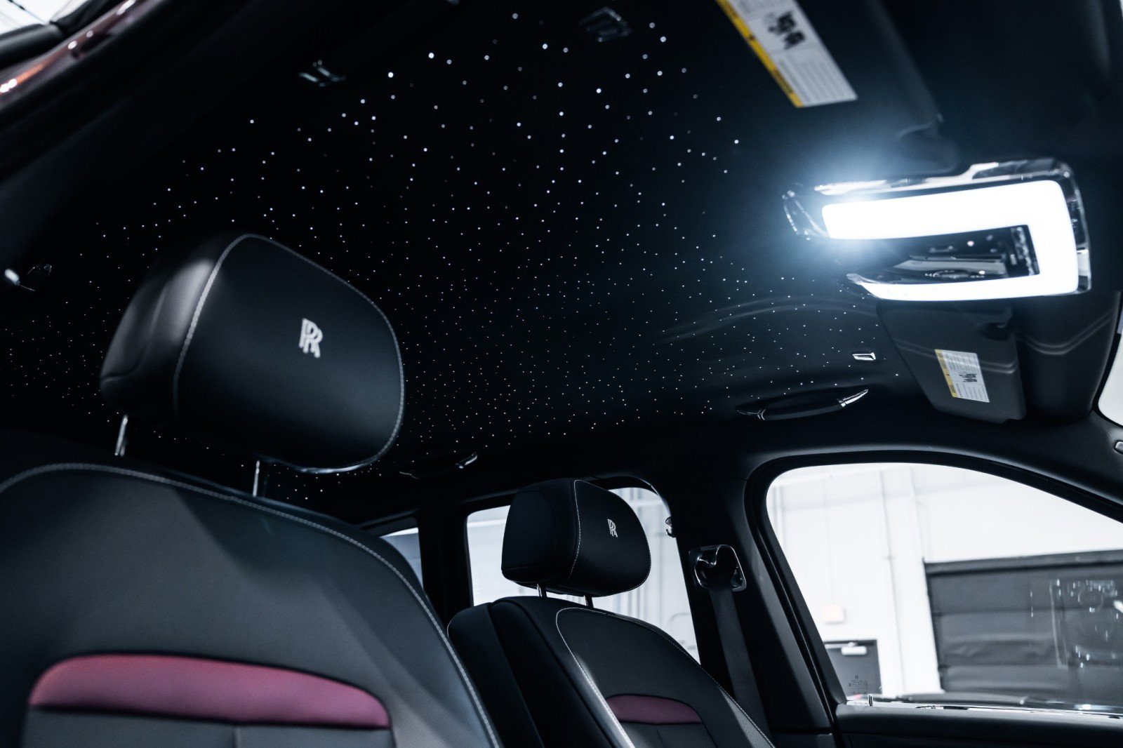 Used 2023 Rolls-Royce Cullinan image 30
