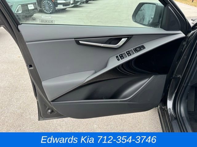 New 2026 Kia Niro EX image 15