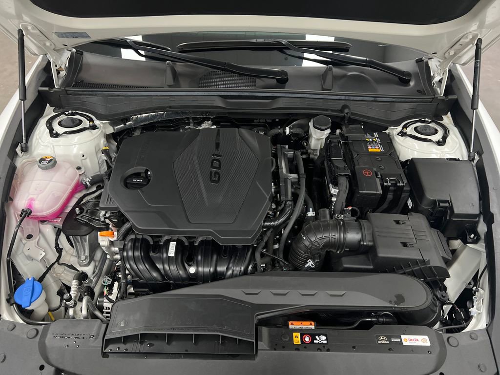 Used 2025 Hyundai Sonata SE FWD image 23