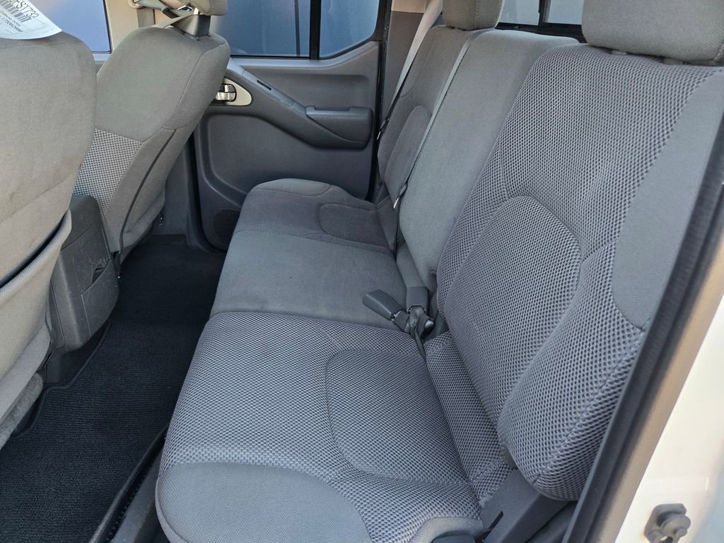 Used 2019 Nissan Frontier SV w/ Value Truck Package image 12