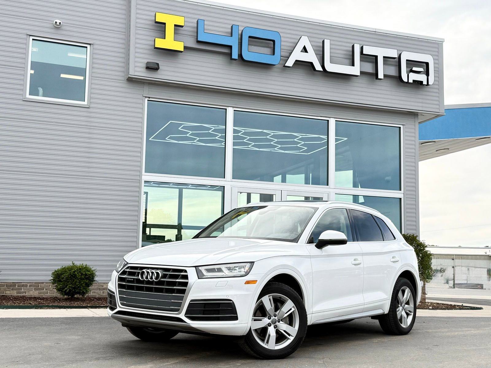 Used 2018 Audi Q5 2.0T Premium Plus w/ Premium Plus Package image 1