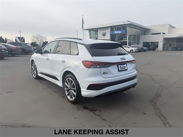 New 2026 Audi Q4 e-tron Premium image 4