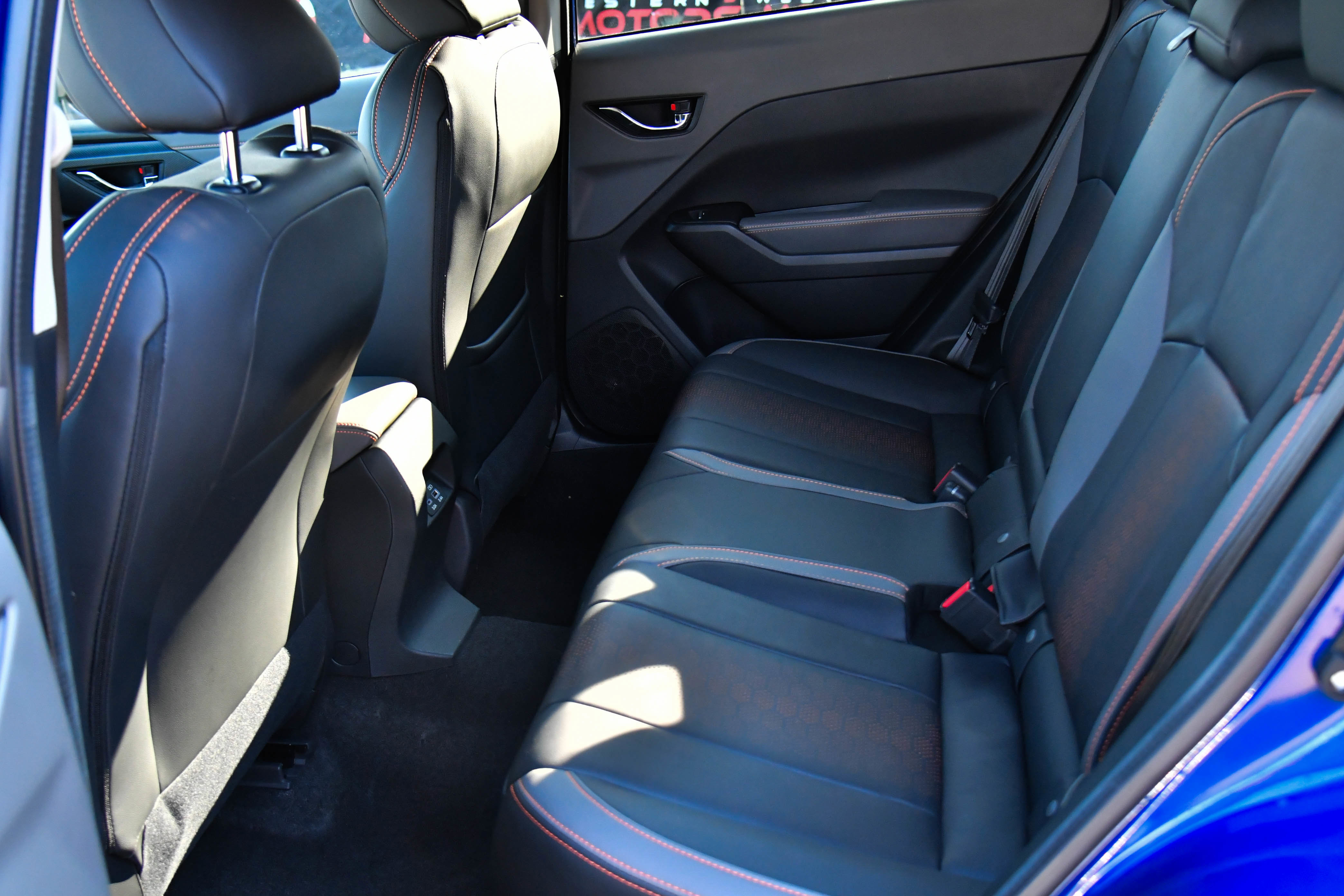 Used 2024 Subaru Crosstrek 2.5i Limited w/ Crosstrek Mirror Package AWD/4WD image 37