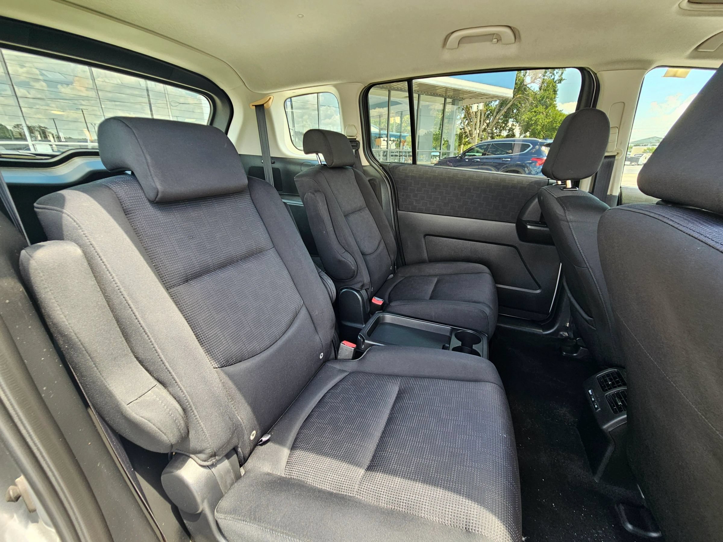 Used 2008 MAZDA MAZDA5 Touring FWD image 10