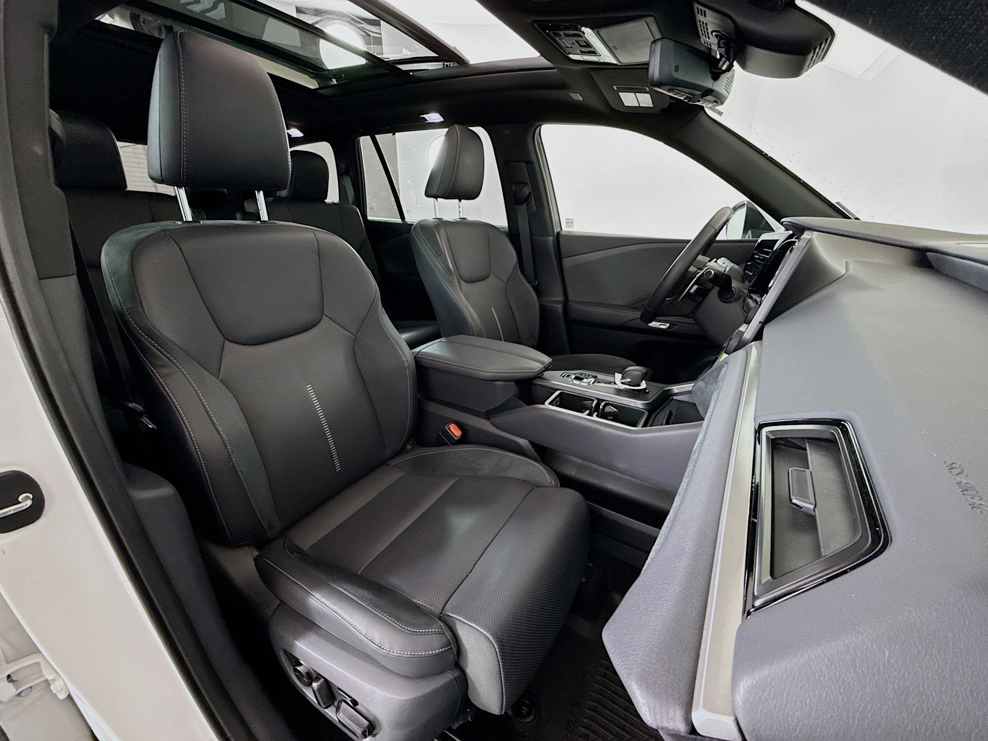 Used 2025 Lexus TX 350 AWD w/ Technology Package image 28