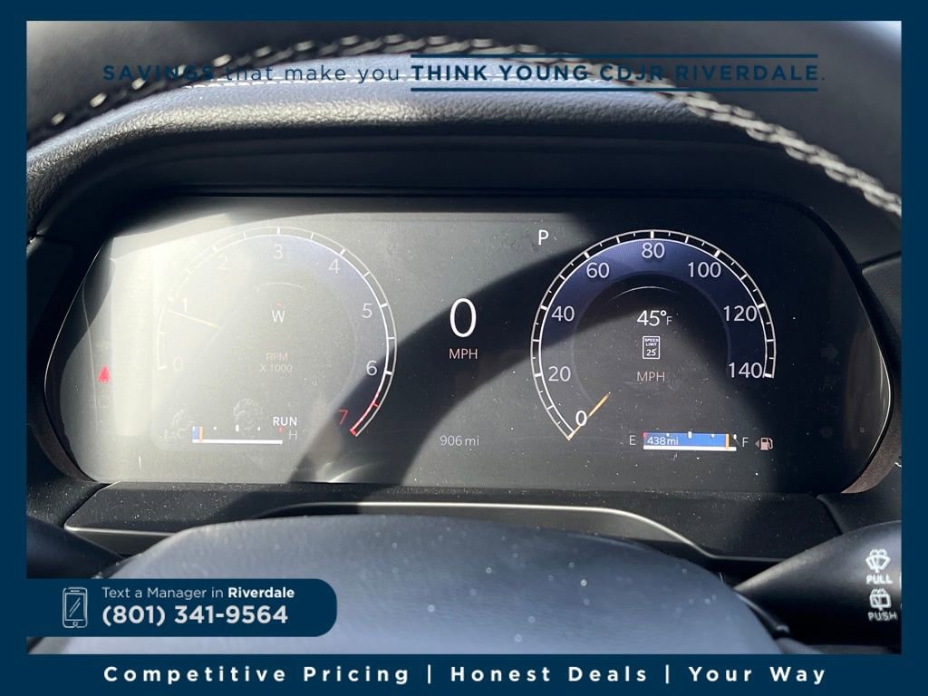 New 2026 Jeep Grand Cherokee Altitude image 16