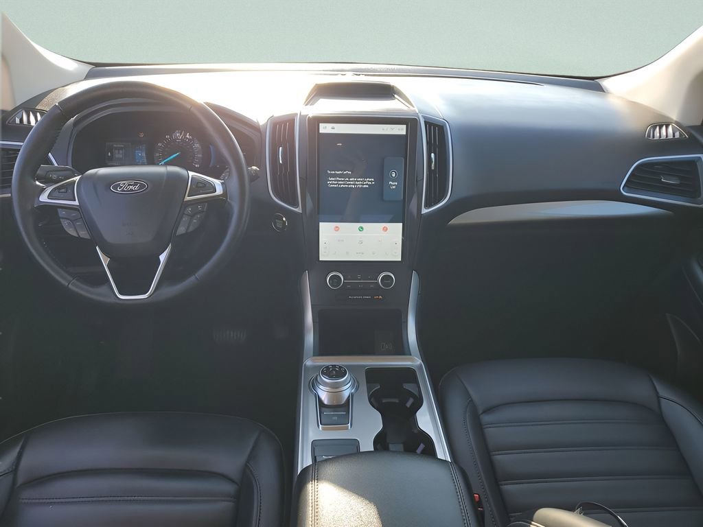 Used 2024 Ford Edge SEL image 10