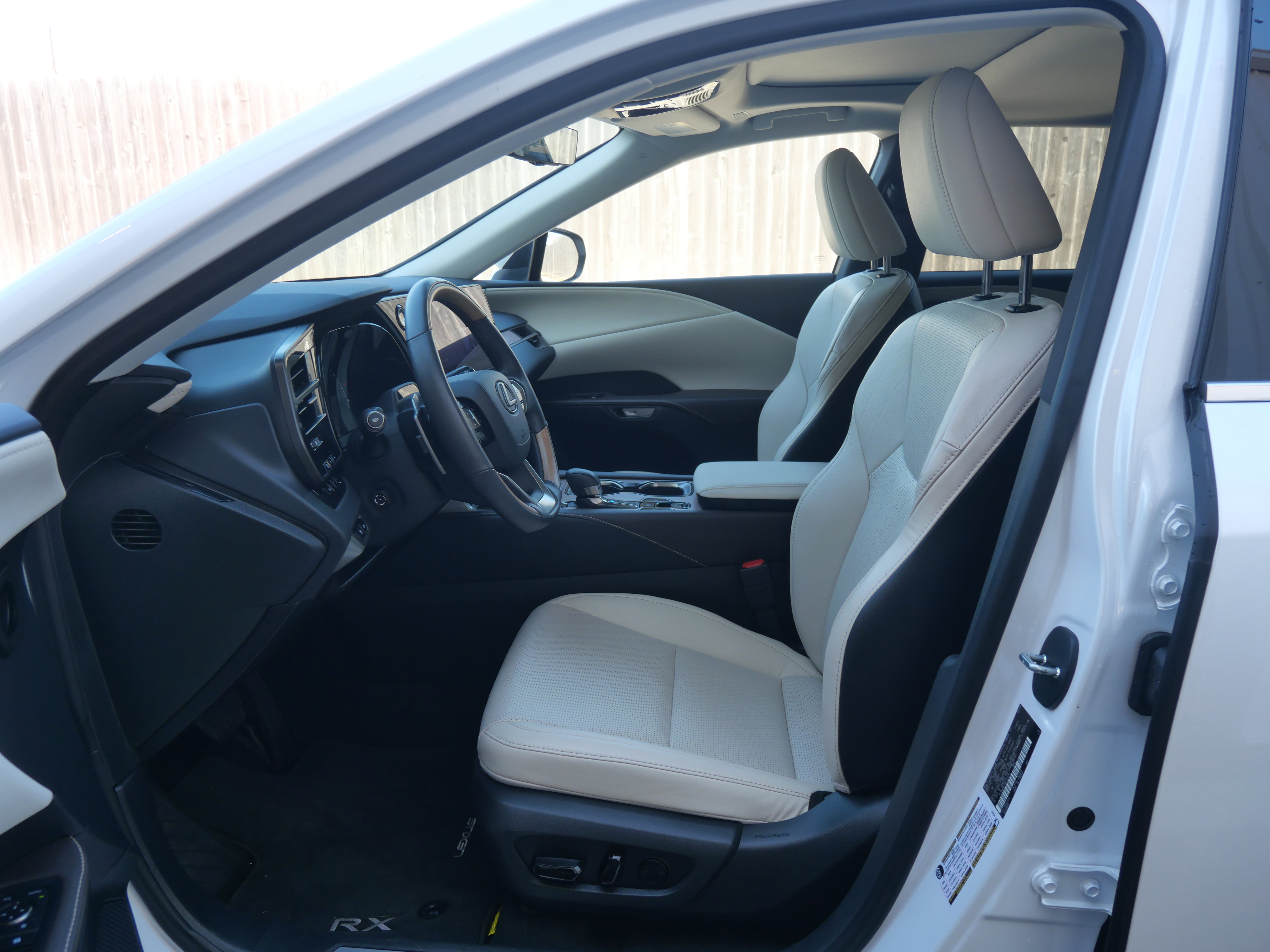 Certified 2024 Lexus RX 350 Premium Plus image 17