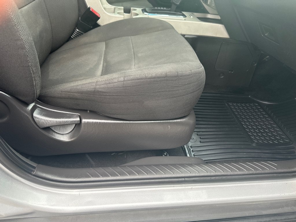 Used 2010 Ford Escape XLT FWD image 10