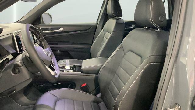 New 2026 Volkswagen Atlas Cross Sport SEL AWD/4WD image 23