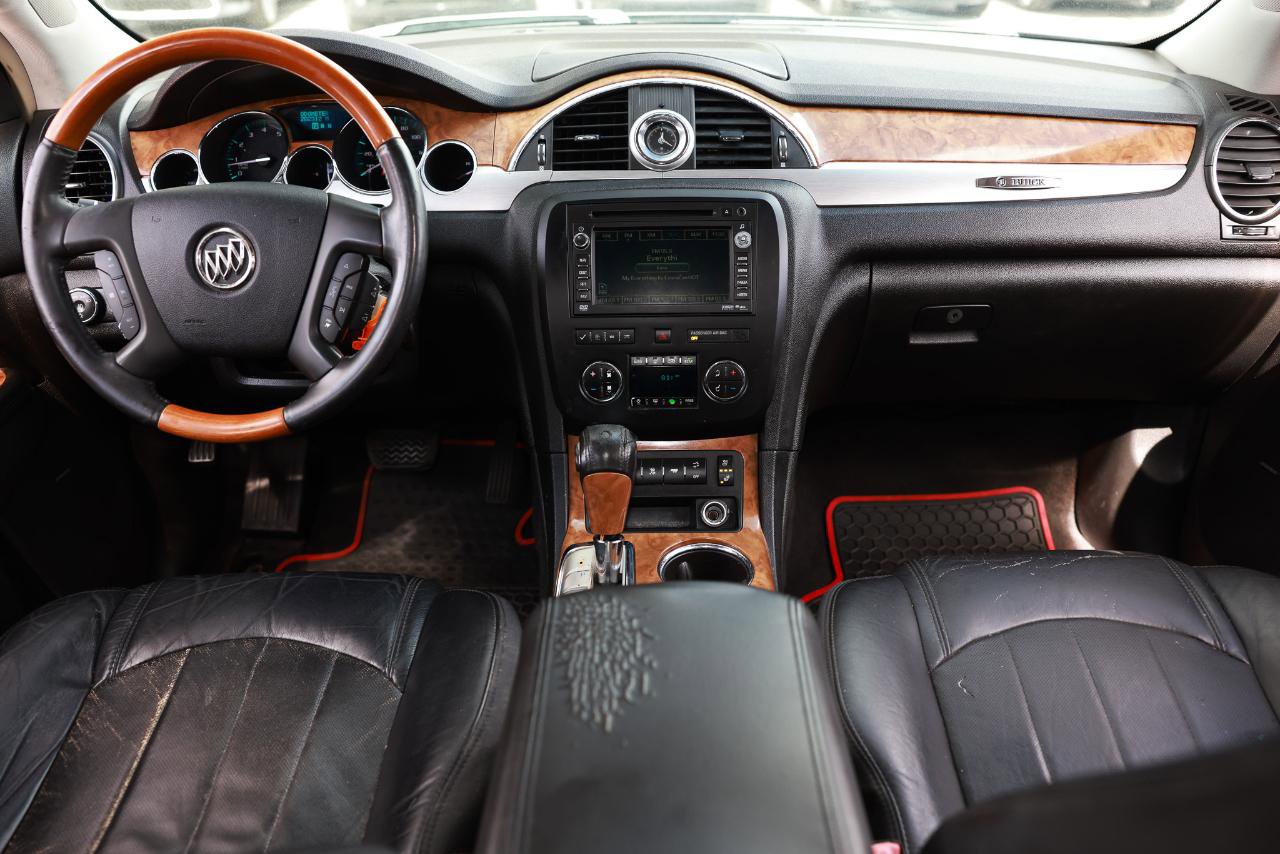 Used 2010 Buick Enclave CXL w/ Trailering Provision Package image 2