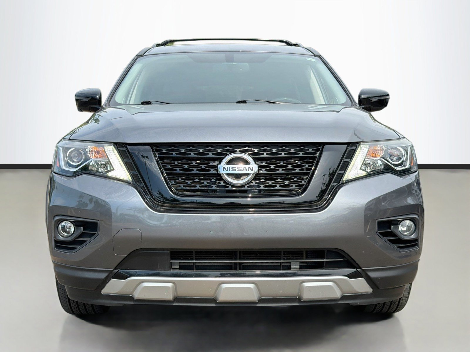 Used 2019 Nissan Pathfinder SL FWD image 5